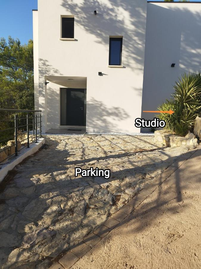 Langlade Studio Du Roc Des Garrigues מראה חיצוני תמונה